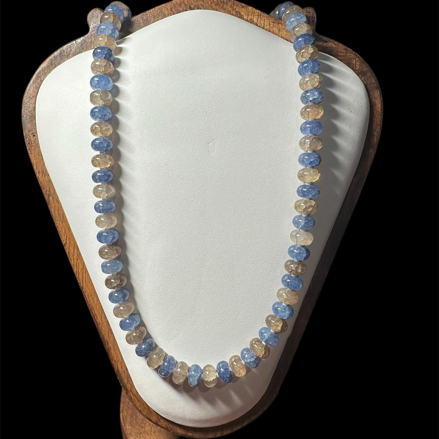 String and Sparkle Bead Making Class